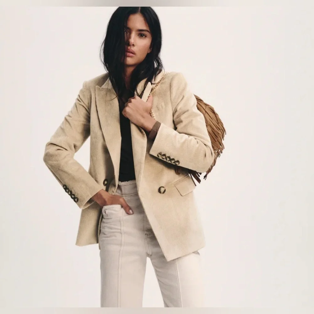 Veronica Beard Sevyn Corduroy Dickey Jacket
Stretch-Cotton Blazer Size 2 NWT - Picture 6 of 7